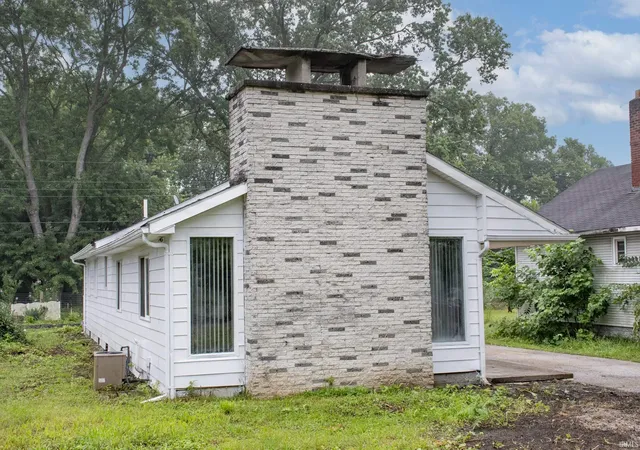 Photo 2 of Manufactured home for sale at 55452 Mayflower, South Bend, IN 46628 | MLS# 202633636 | Listing updated on 2026-09-14