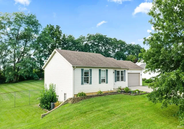Photo 2 of Manufactured home for sale at 58703 Sun Valley Blvd, Goshen, IN 46528 | MLS# 202633642 | Listing updated on 2026-09-16