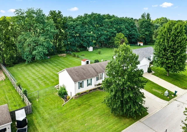 Photo 3 of Manufactured home for sale at 58703 Sun Valley Blvd, Goshen, IN 46528 | MLS# 202633642 | Listing updated on 2026-09-16