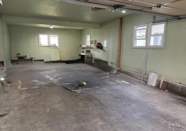 Photo 4 of Manufactured home for sale at 102 S Garr St, Walton, IN 46994 | MLS# 202633648 | Listing updated on 2026-09-08