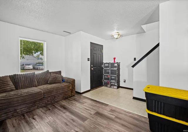 Photo 3 of Manufactured home for sale at 2677 Speedwell Ln, Lafayette, IN 47909 | MLS# 202633654 | Listing updated on 2026-09-08