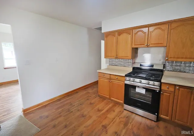 Photo 3 of Manufactured home for sale at 2306 E Florida St, Evansville, IN 47711 | MLS# 202633660 | Listing updated on 2026-09-15