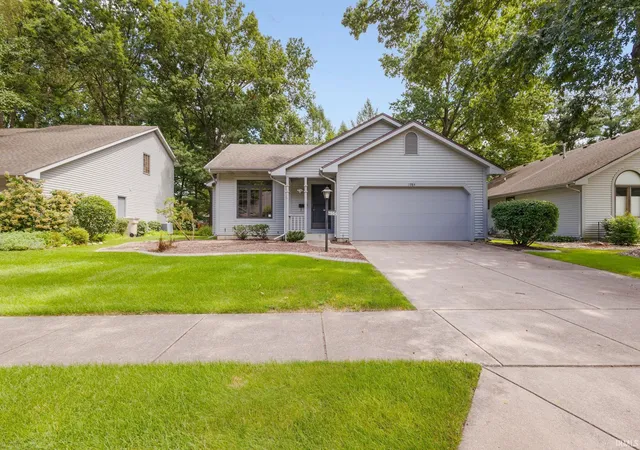 Photo 2 of Sale Pending at 1984 Creekbank Ln, South Bend, IN 46635 | MLS# 202633677 | Listing updated on 2026-08-21