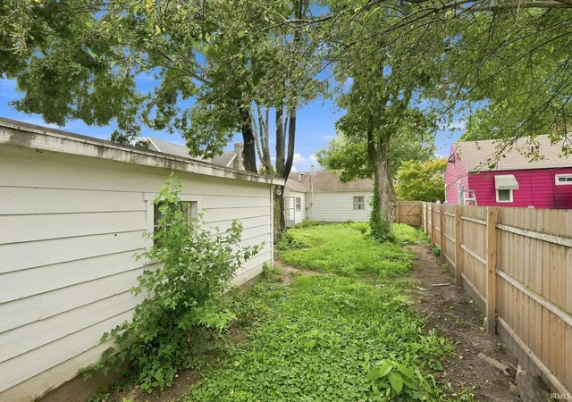 Photo 35 of Manufactured home for sale at 431 Day St, Logansport, IN 46947 | MLS# 202633680 | Listing updated on 2026-08-31