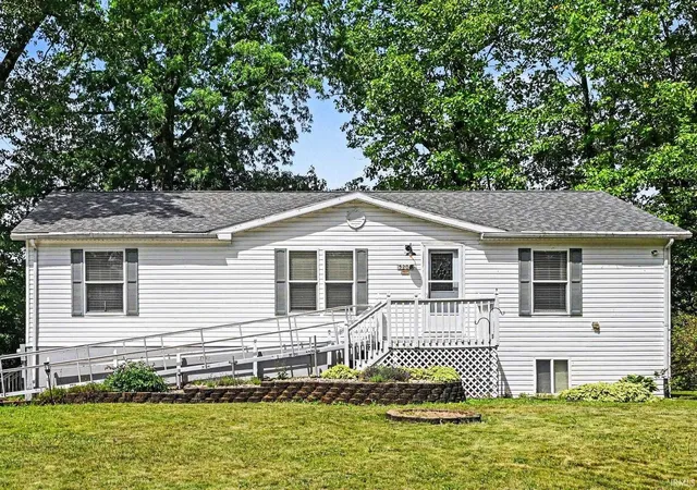 Photo 1 of Manufactured home for sale at 5200 W Lakeview Park Dr, Warsaw, IN 46580 | MLS# 202633683 | Listing updated on 2026-08-24