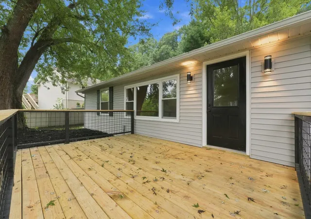 Photo 3 of Manufactured home for sale at 135 Ln 175 Lime Lake, Angola, IN 46703 | MLS# 202633688 | Listing updated on 2026-09-17