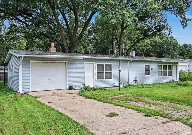 Photo 3 of Manufactured home for sale at 27741 A Ct, Elkhart, IN 46514 | MLS# 202633692 | Listing updated on 2026-08-18
