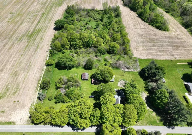 Photo 1 of Sale Pending at 69150 Pine Rd, North Liberty, IN 46554 | MLS# 202633695 | Listing updated on 2026-09-04
