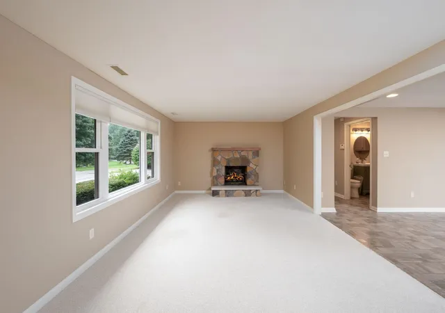 Photo 4 of Sale Pending at 6902 W Hamilton Rd, Fort Wayne, IN 46814 | MLS# 202633707 | Listing updated on 2026-10-05