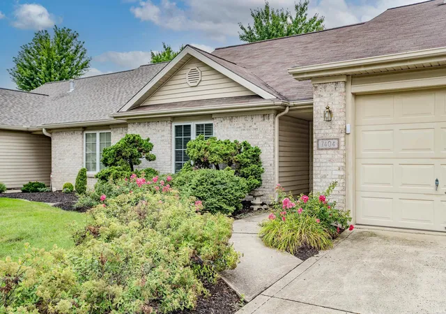 Photo 2 of Sale Pending at 7404 Montclair Dr, Fort Wayne, IN 46804 | MLS# 202633708 | Listing updated on 2026-08-28