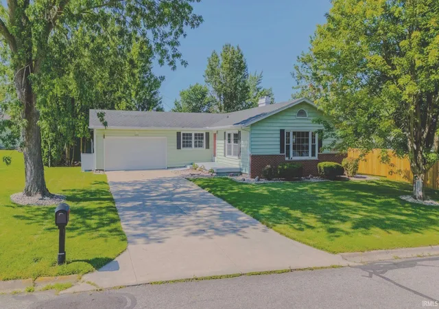 Photo 1 of Manufactured home for sale at 1240 Helms Dr, Wabash, IN 46992 | MLS# 202633722 | Listing updated on 2026-09-09