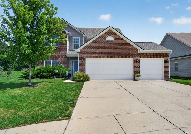 Photo 1 of Sale Pending at 3811 Shadowbrook Dr, Marion, IN 46953 | MLS# 202633724 | Listing updated on 2026-08-31