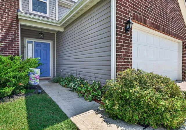Photo 2 of Manufactured On Land at 3811 Shadowbrook Dr, Marion, IN 46953 | MLS# 202633724 | | Sold on 2026-09-08