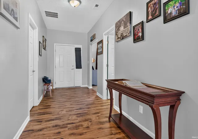 Photo 3 of Manufactured On Land at 3811 Shadowbrook Dr, Marion, IN 46953 | MLS# 202633724 | | Sold on 2026-09-08