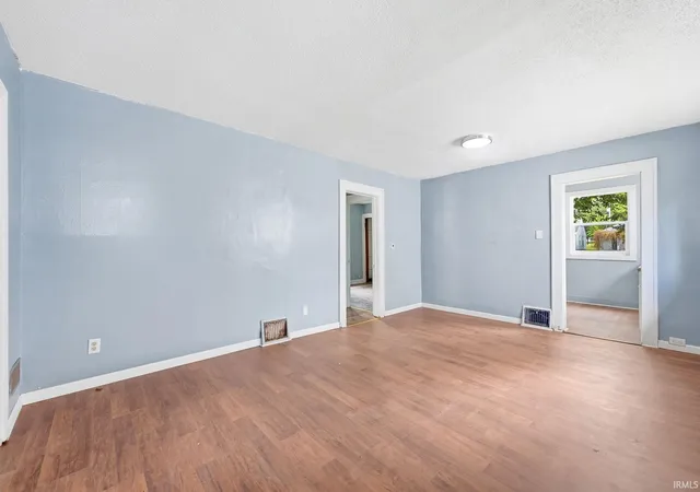 Photo 3 of Manufactured home for sale at 4114 Reed St, Fort Wayne, IN 46806 | MLS# 202633733 | Listing updated on 2026-08-28