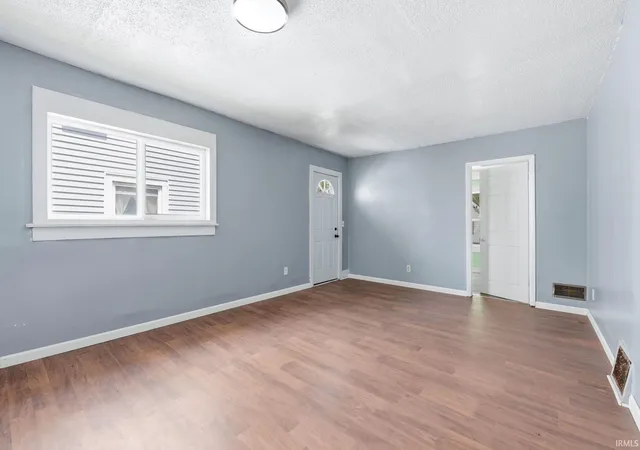 Photo 4 of Manufactured home for sale at 4114 Reed St, Fort Wayne, IN 46806 | MLS# 202633733 | Listing updated on 2026-08-28