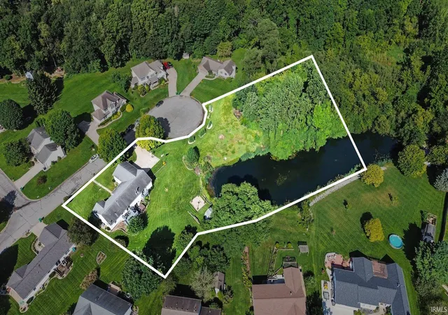 Photo 3 of Sale Pending at 59717 Baneberry Trl, South Bend, IN 46614 | MLS# 202633746 | Listing updated on 2026-08-24