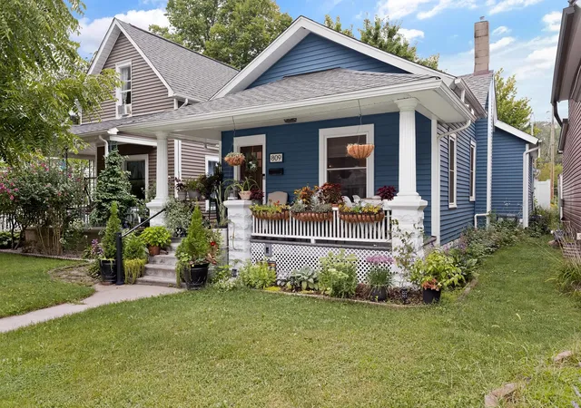 Photo 1 of Sale Pending at 809 Emerson St, Goshen, IN 46526 | MLS# 202633761 | Listing updated on 2026-08-21