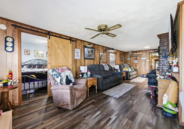 Photo 3 of Manufactured home for sale at 3398 N Skinner Lake Dr, Albion, IN 46701 | MLS# 202633763 | Listing updated on 2026-09-02