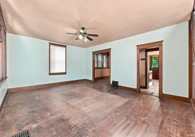 Photo 3 of Manufactured home for sale at 924 W Dewald St, Fort Wayne, IN 46802 | MLS# 202633764 | Listing updated on 2026-08-29
