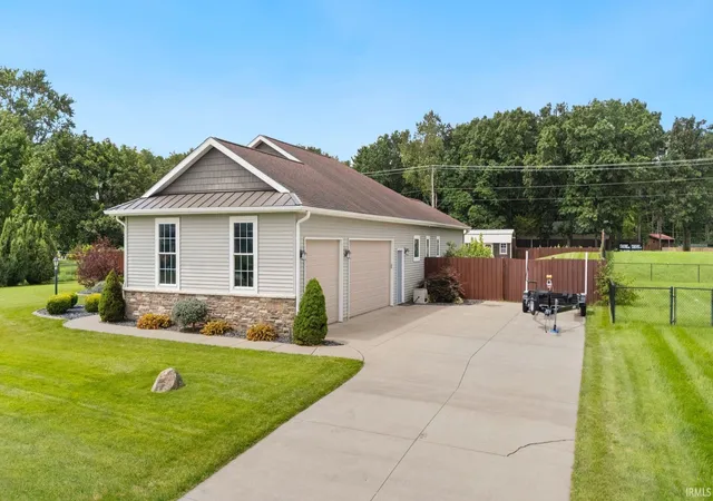 Photo 3 of Manufactured home for sale at 54097 Angeline Dr, Bristol, IN 46507 | MLS# 202633766 | Listing updated on 2026-09-21