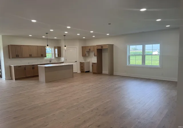 Photo 3 of Manufactured home for sale at 25 Chrysler Ave, Wabash, IN 46992 | MLS# 202633769 | Listing updated on 2026-09-14