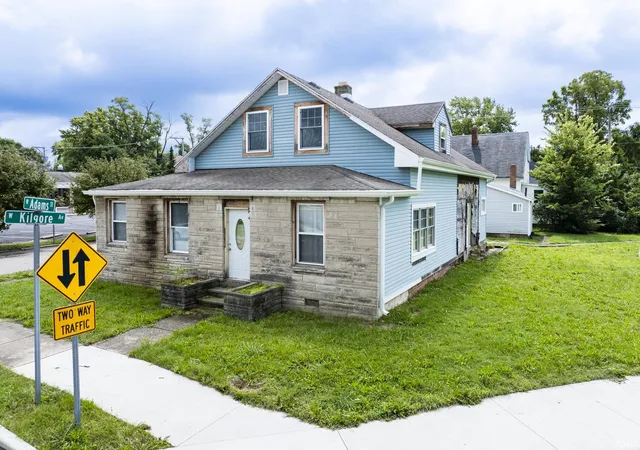 Photo 1 of Sale Pending at 901 W Adams St, Muncie, IN 47305 | MLS# 202633771 | Listing updated on 2026-09-03