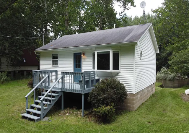 Photo 2 of Manufactured home for sale at 9634 Zina Dr, Rochester, IN 46975 | MLS# 202633777 | Listing updated on 2026-09-06