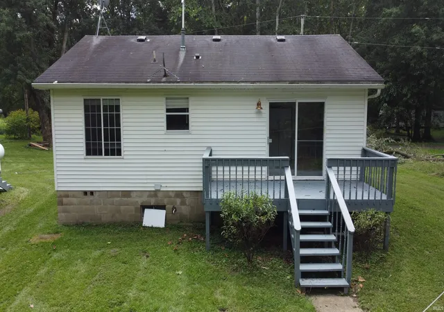 Photo 3 of Manufactured home for sale at 9634 Zina Dr, Rochester, IN 46975 | MLS# 202633777 | Listing updated on 2026-09-06