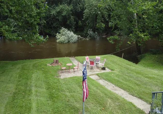 Photo 4 of Manufactured home for sale at 9634 Zina Dr, Rochester, IN 46975 | MLS# 202633777 | Listing updated on 2026-09-06