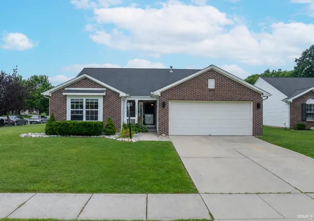 Photo 1 of Sale Pending at 12329 Wolf Run Rd, Noblesville, IN 46060 | MLS# 202633779 | Listing updated on 2026-09-11