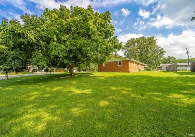 Photo 26 of Manufactured home for sale at 305 N Ellis Rd, Muncie, IN 47303 | MLS# 202633787 | Listing updated on 2026-09-07