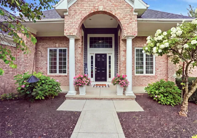 Photo 2 of Sale Pending at 2303 Carnoustie Cir, Kendallville, IN 46755 | MLS# 202633807 | Listing updated on 2026-09-21