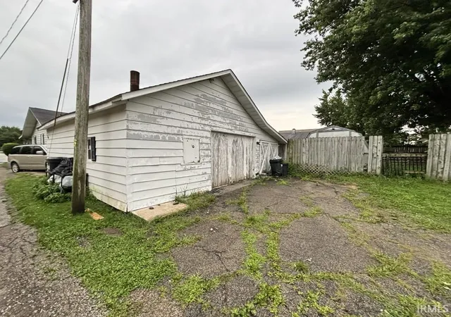 Photo 4 of Manufactured home for sale at 390 Chili Ave, Peru, IN 46970 | MLS# 202633808 | Listing updated on 2026-08-19