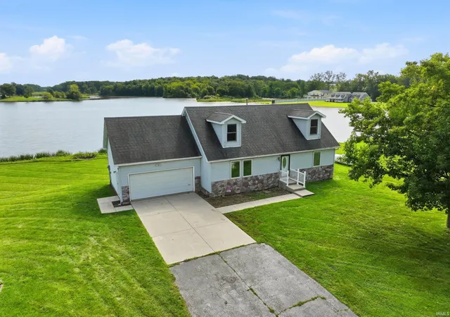 Photo 3 of Sale Pending at 0307 S 50 West, Albion, IN 46701 | MLS# 202633810 | Listing updated on 2026-09-05