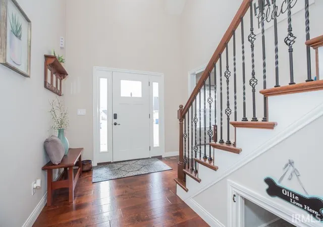 Photo 3 of Sale Pending at 8910 Hedgewood Ct, Evansville, IN 47725 | MLS# 202633813 | Listing updated on 2026-08-24