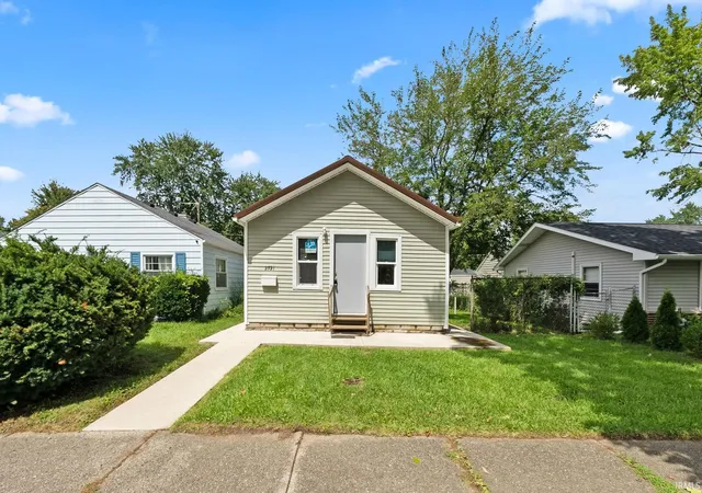 Photo 1 of Manufactured home for sale at 2521 Kenwood Ave, Fort Wayne, IN 46805 | MLS# 202633814 | Listing updated on 2026-08-19