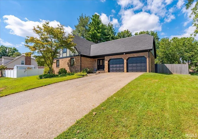 Photo 3 of Manufactured home for sale at 5588 Sherwood Ct, Newburgh, IN 47630 | MLS# 202633821 | Listing updated on 2026-09-30