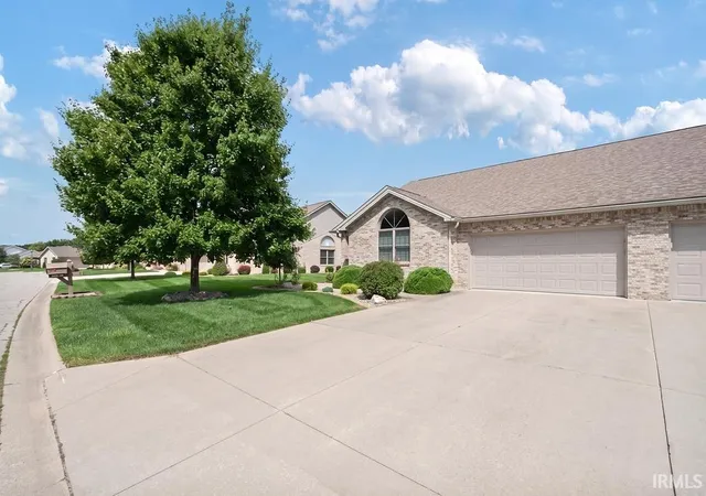 Photo 3 of Condo for sale at 757 Willowridge Dr, Kokomo, IN 46901 | MLS# 202633824 | Listing updated on 2026-10-17