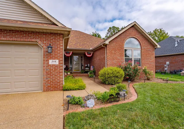 Photo 4 of Sale Pending at 548 Imperial Dr, Evansville, IN 47711 | MLS# 202633829 | Listing updated on 2026-08-31