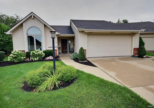 Photo 1 of Sale Pending at 4110 Stillwood Dr, Fort Wayne, IN 46815 | MLS# 202633830 | Listing updated on 2026-09-09
