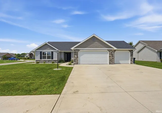 Photo 2 of Sale Pending at 780 Sycamore St, Decatur, IN 46733 | MLS# 202633831 | Listing updated on 2026-08-22