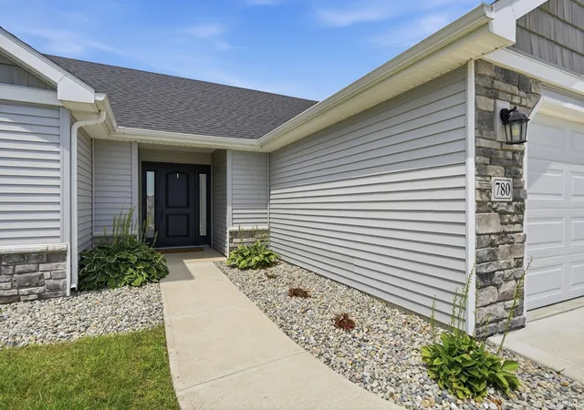 Photo 4 of Sale Pending at 780 Sycamore St, Decatur, IN 46733 | MLS# 202633831 | Listing updated on 2026-08-22