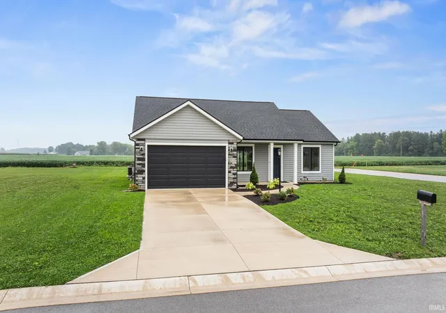 Photo 3 of Manufactured home for sale at 411 Cottonwood Ct, Markle, IN 46770 | MLS# 202633842 | Listing updated on 2026-09-09
