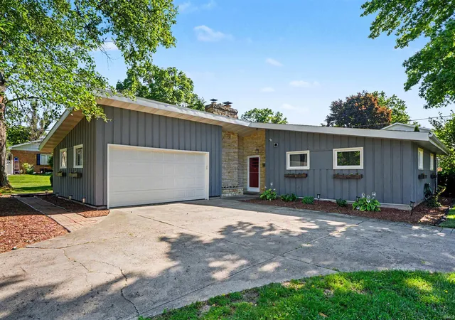 Photo 1 of Sale Pending at 52846 Swanson Dr, South Bend, IN 46635 | MLS# 202633851 | Listing updated on 2026-08-25