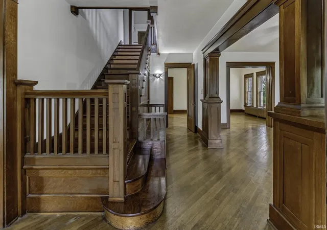 Photo 4 of Sale Pending at 119 W Central Ave, Bluffton, IN 46714 | MLS# 202633858 | Listing updated on 2026-08-23