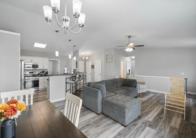 Photo 4 of Manufactured home for sale at 20605 Matthew Dr, Milford, IN 46542 | MLS# 202633863 | Listing updated on 2026-10-08