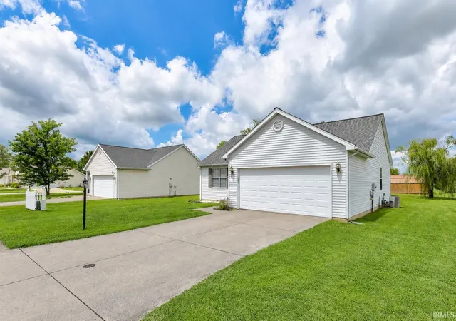 Photo 42 of Sale Pending at 4400 Quill Dr, Evansville, IN 47711 | MLS# 202633874 | Listing updated on 2026-08-24