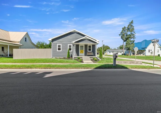 Photo 41 of Manufactured home for sale at 304 S Walnut St, Fairmount, IN 46928 | MLS# 202633910 | Listing updated on 2026-09-09