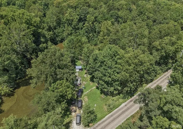Photo 2 of Manufactured home for sale at 6459 N County Rd 200, Brazil, IN 47834 | MLS# 202633922 | Listing updated on 2026-09-09